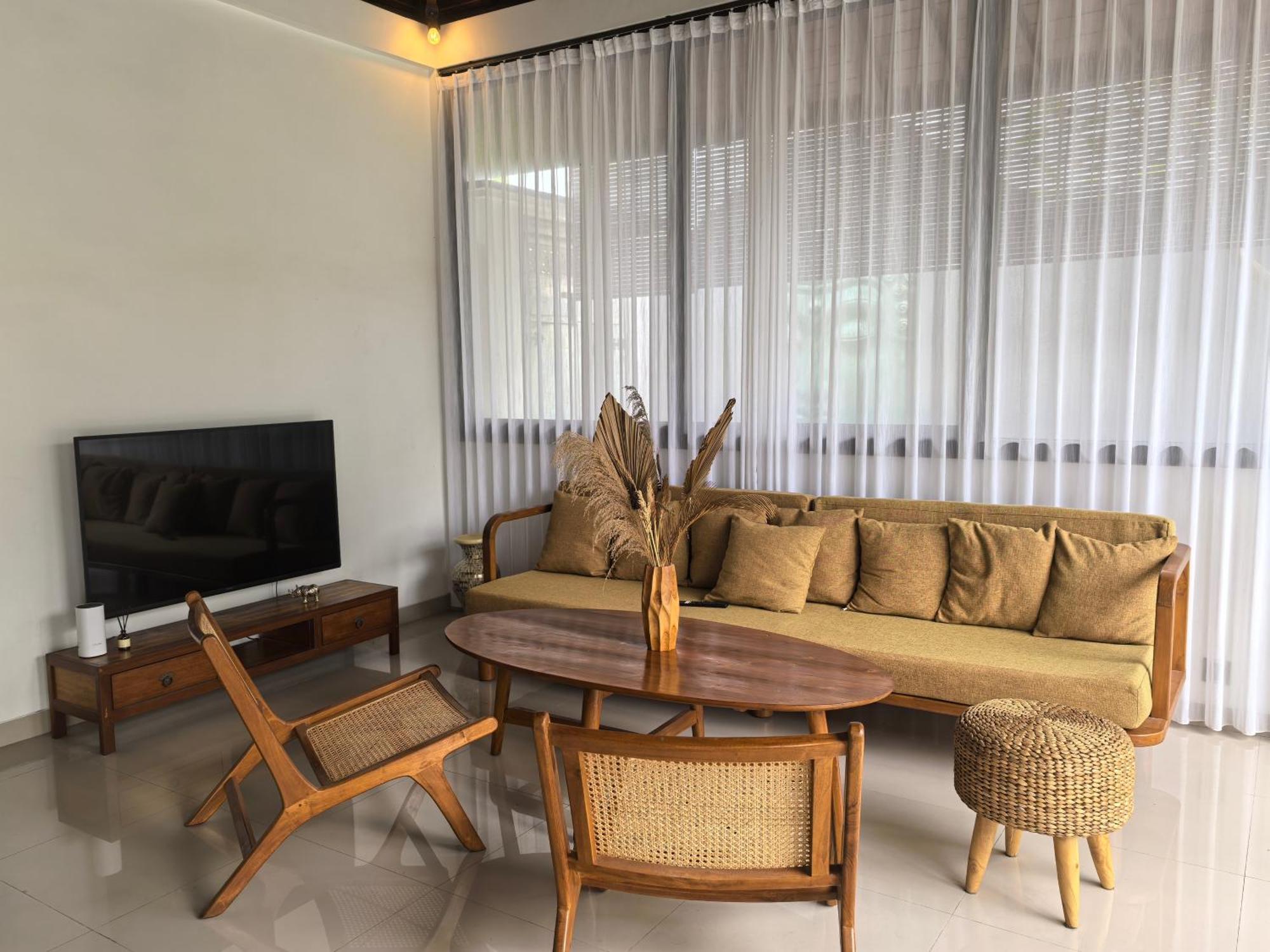 Villa Veyla 10 Mins Walk To Seminyak (Bali)