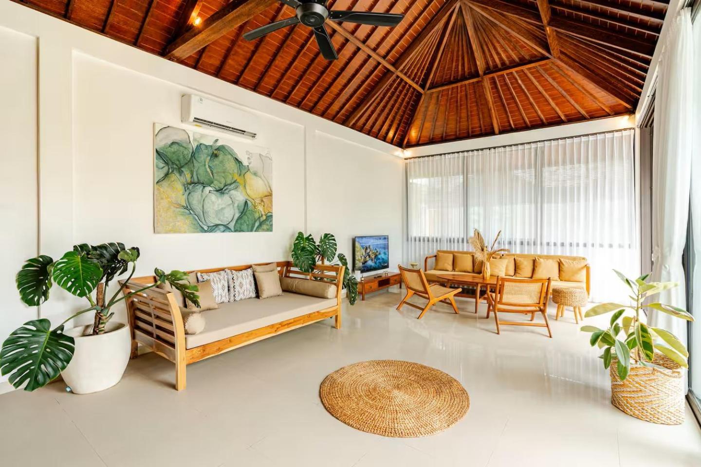 Villa Veyla 10 Mins Walk To