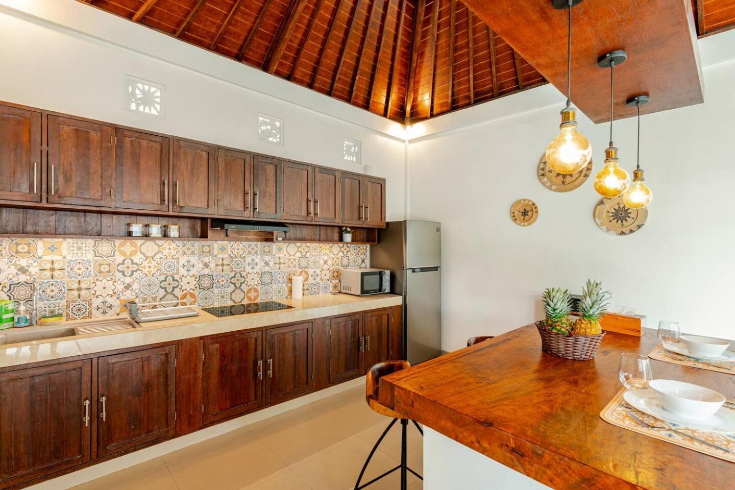 Villa Veyla 10 Mins Walk To Seminyak (Bali)